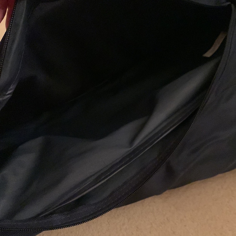 UCONN University of Connecticut messenger bag NWOT - Picture 6 of 6
